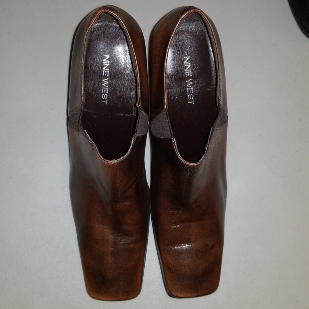 Nine West Leather Ankle Bootie size 10 1/2M